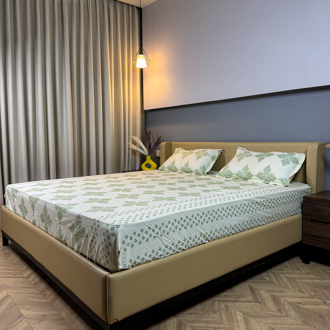 Jaipuri Nikhar by HOL – 100% Organic Cotton Bedsheet with 2 Pillow Covers | King Size | Green | 220 TC